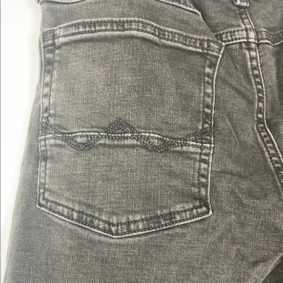 Wrangler Relaxed Boot Cut Black Jeans - Size 32 X 30 - Picture 6 of 10